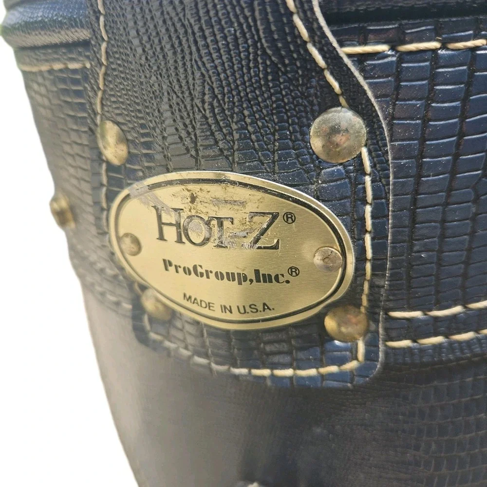 Hot-Z includes bag
